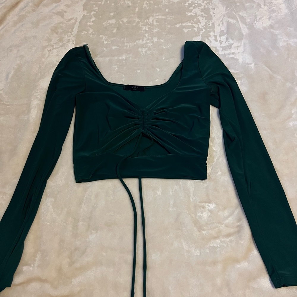 Green long sleeve crop top with cutouts